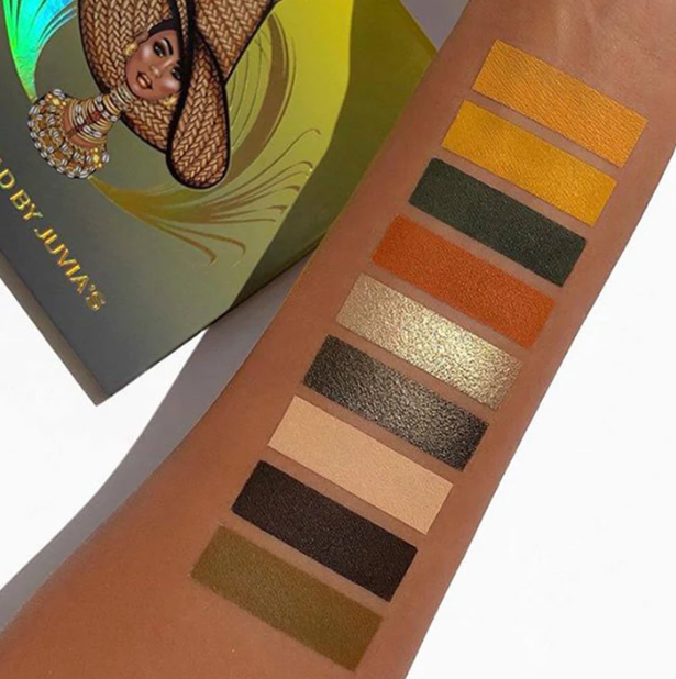 The Nomad Eyeshadow Palette